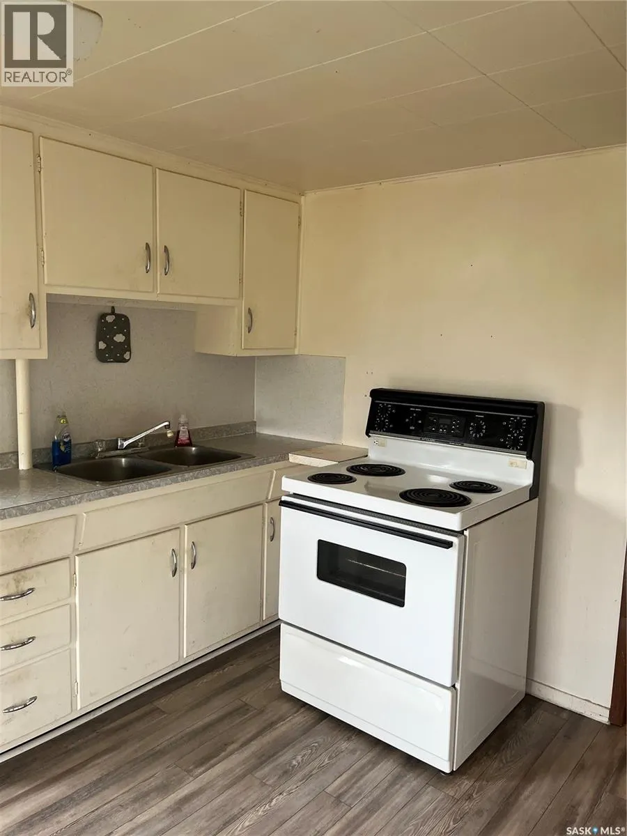 132 Second AVENUE