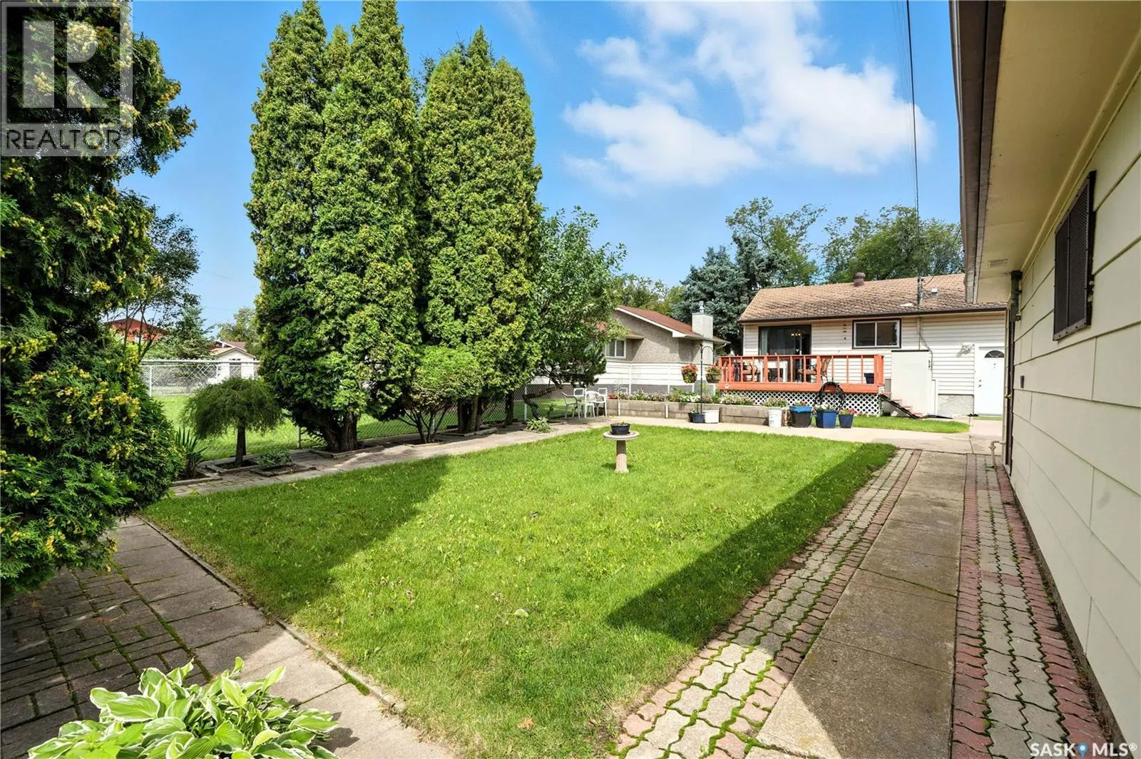 243 25th STREET W