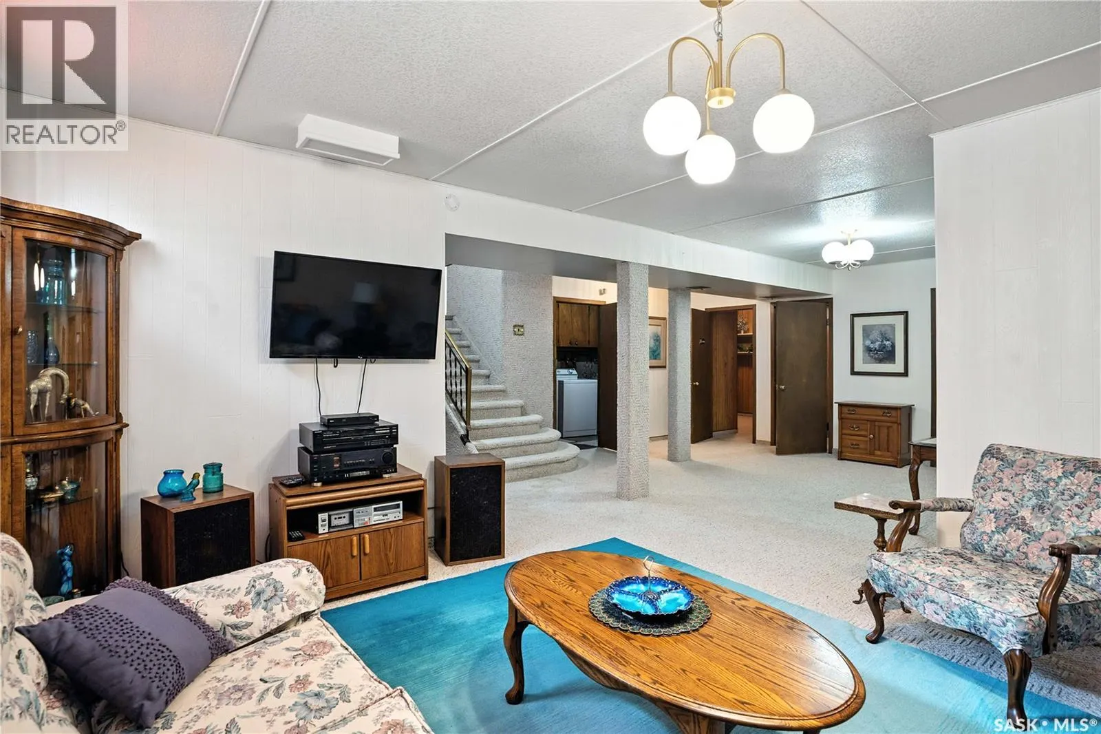243 25th STREET W