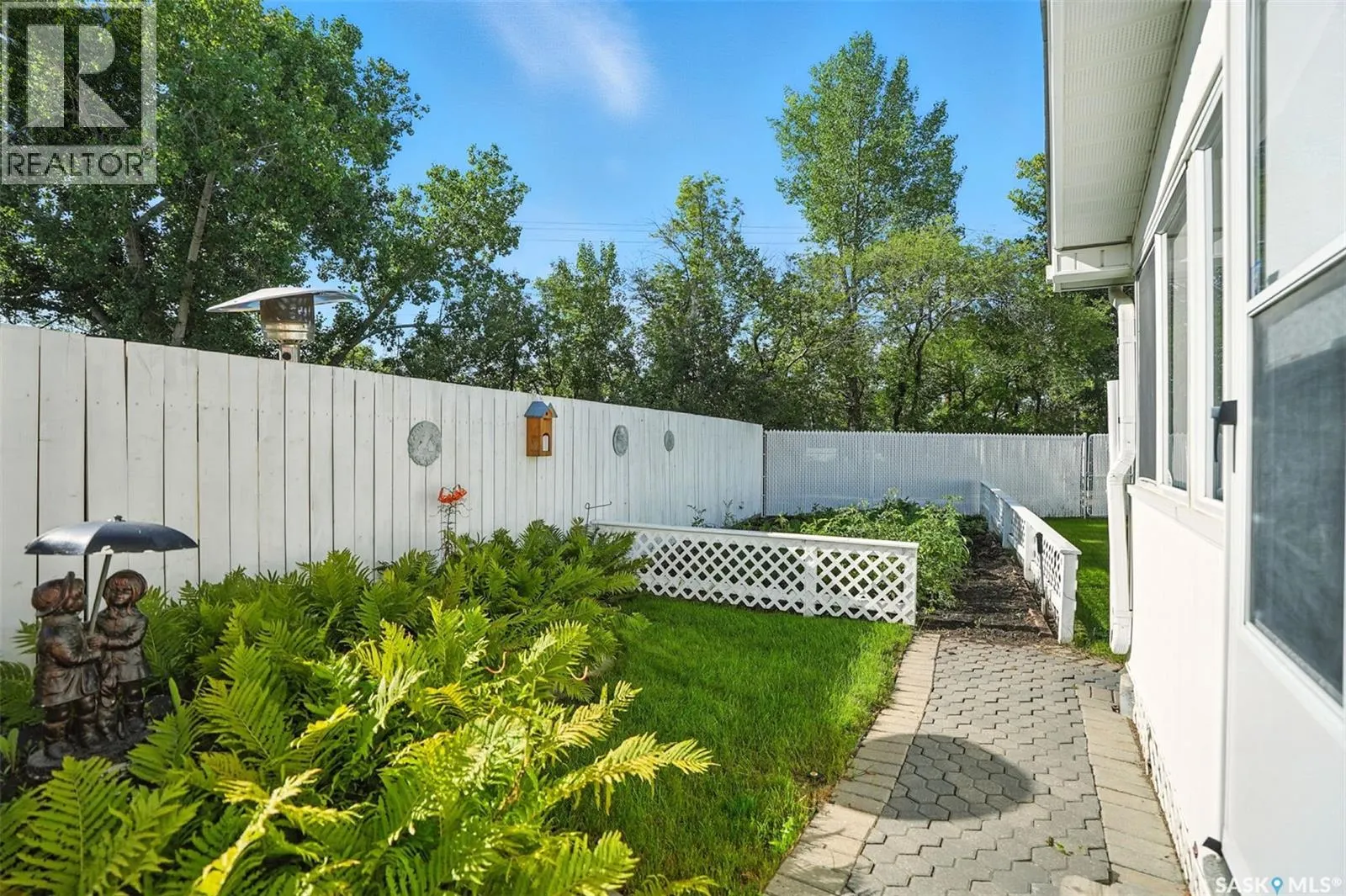 246 Auld CRESCENT