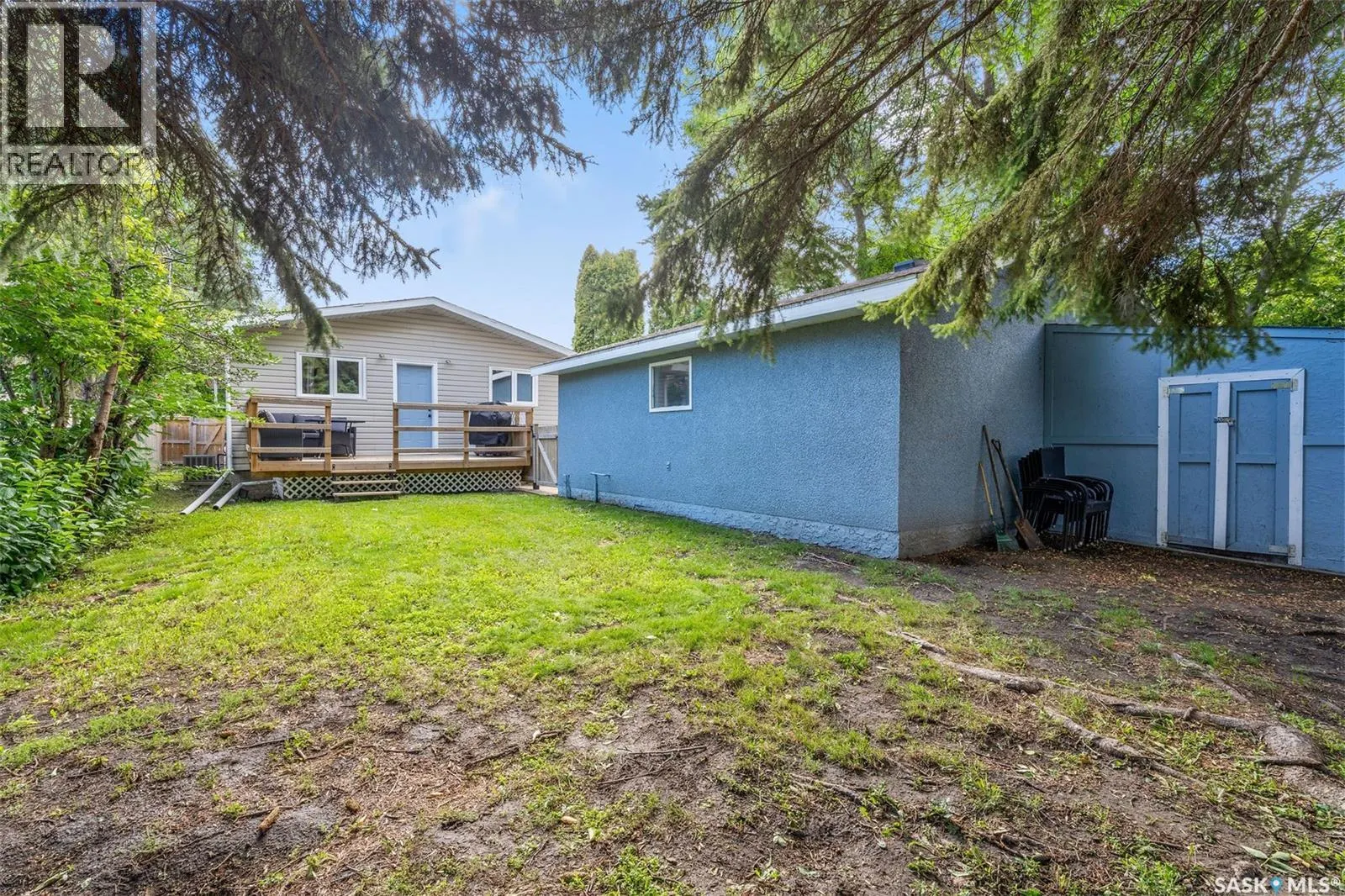 3077 6th AVENUE W