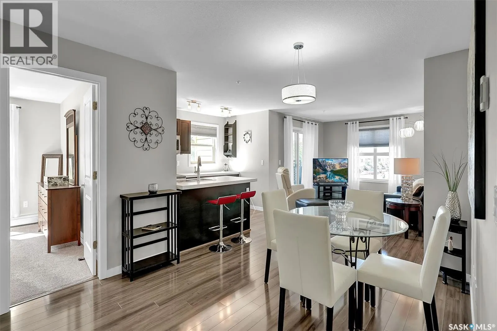 1224 5500 Mitchinson WAY
