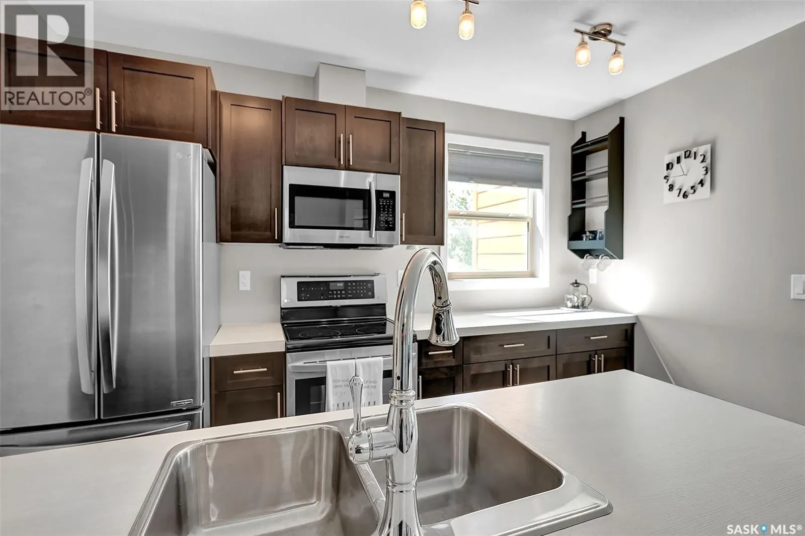 1224 5500 Mitchinson WAY