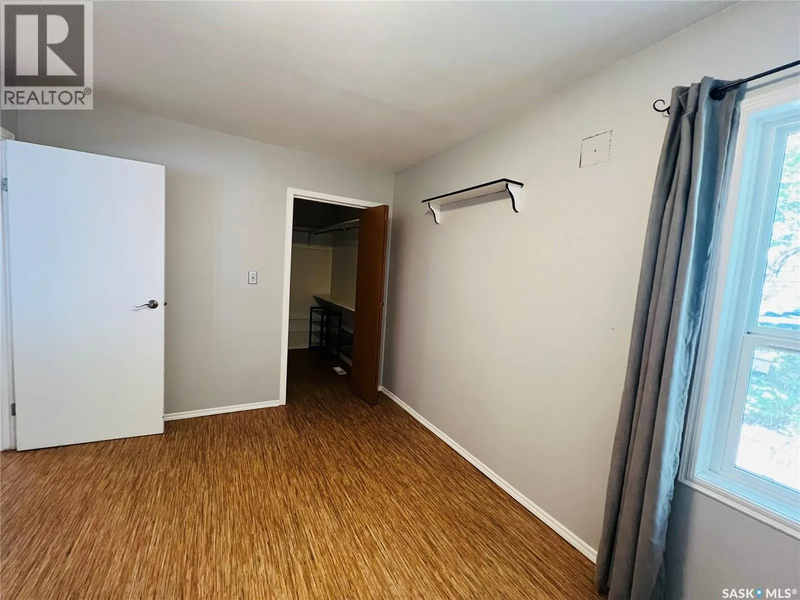 9 11th AVENUE SE