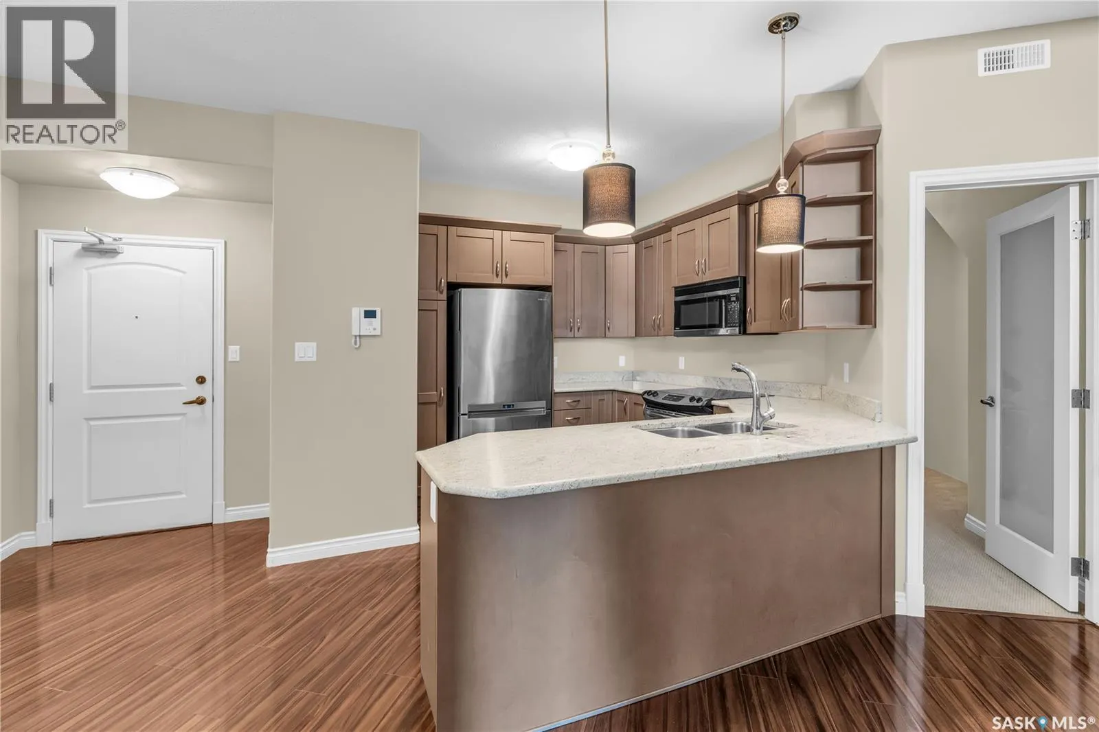 301 2730 Main STREET