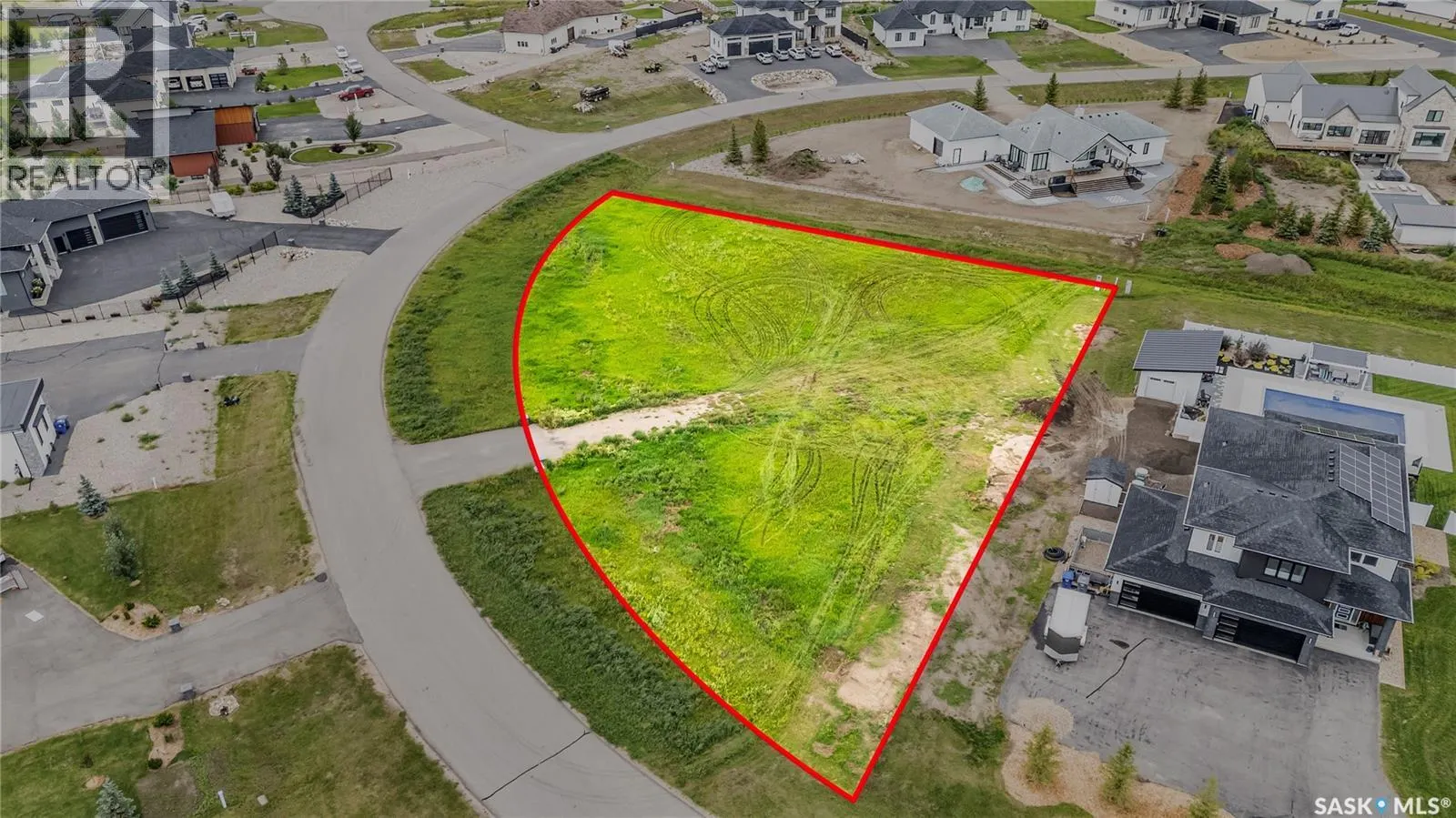 321 Edgemont CRESCENT