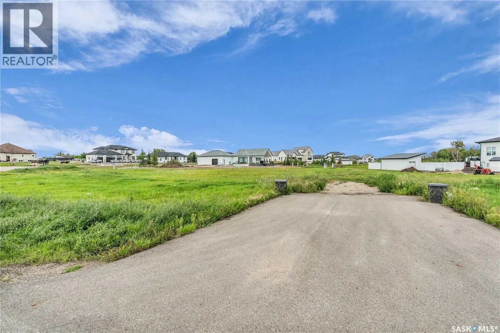 321 Edgemont CRESCENT