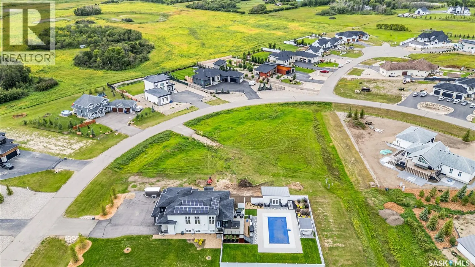 321 Edgemont CRESCENT