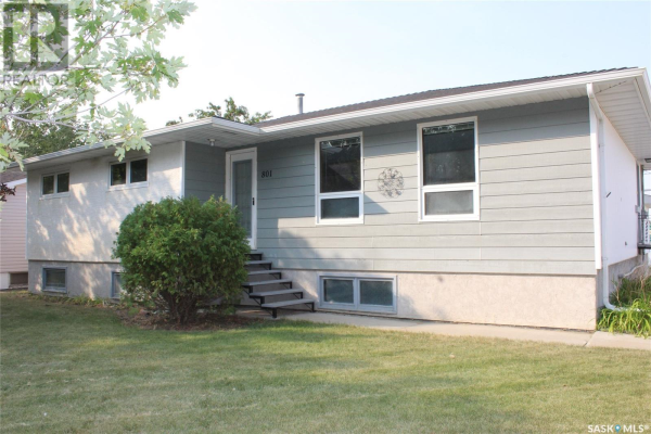801 CENTRE STREET, Shaunavon