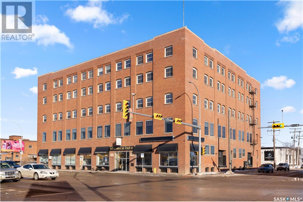 305 1275 BROAD STREET, Regina