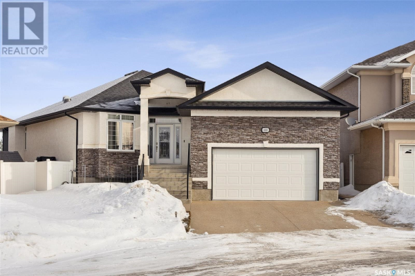 8009 Shortgrass BAY, Regina