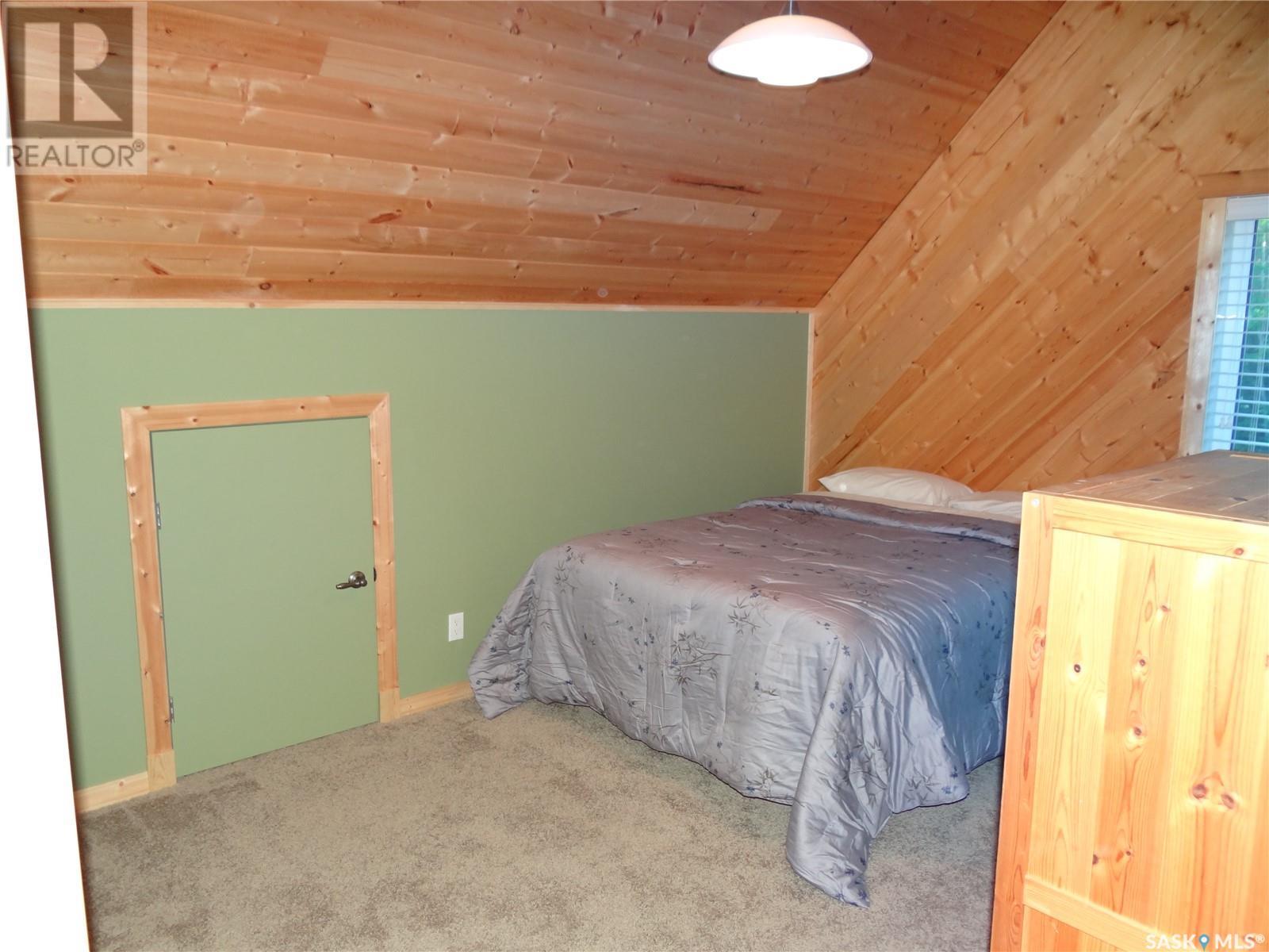 6 Joanette DRIVE