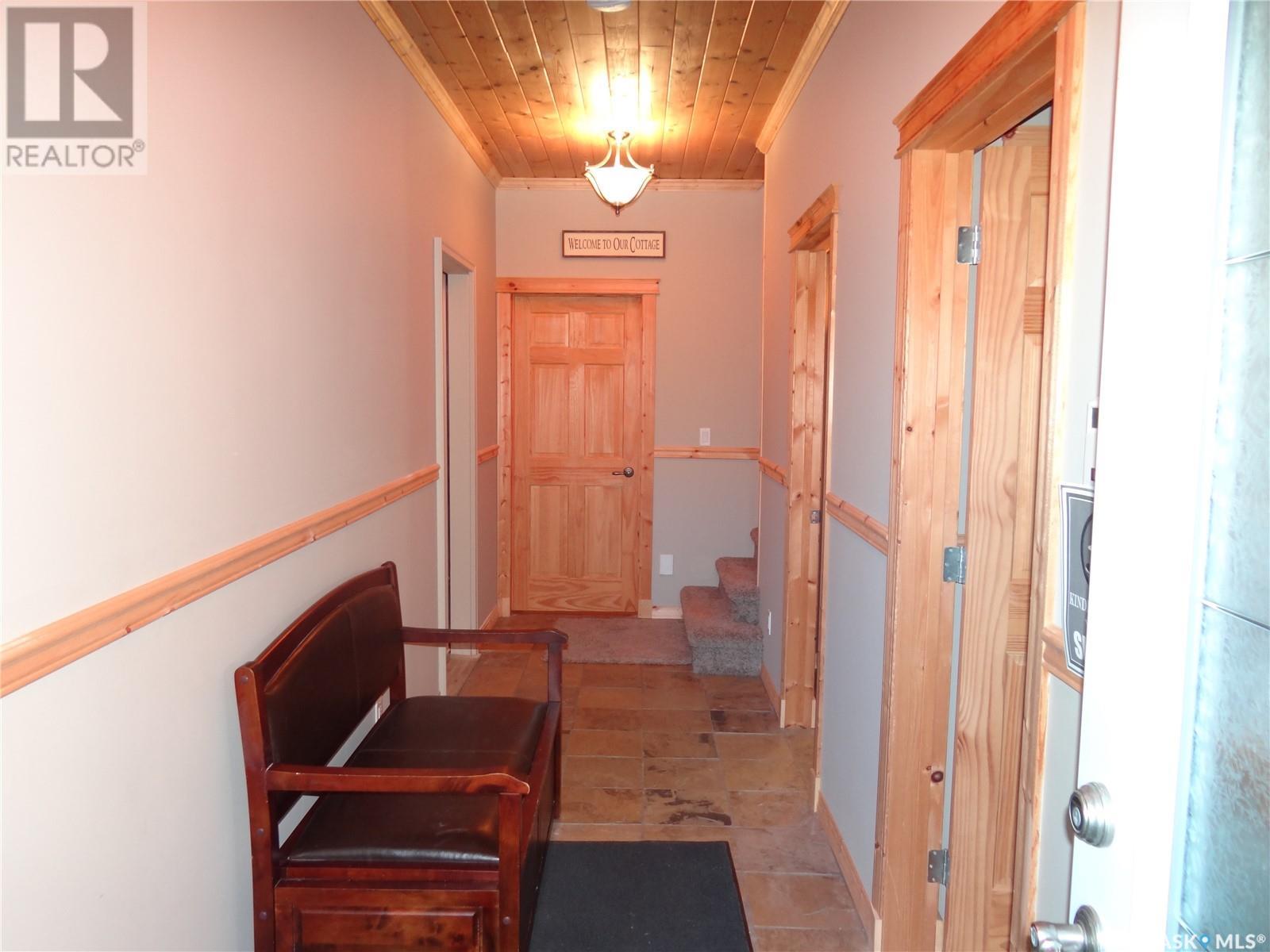 6 Joanette DRIVE