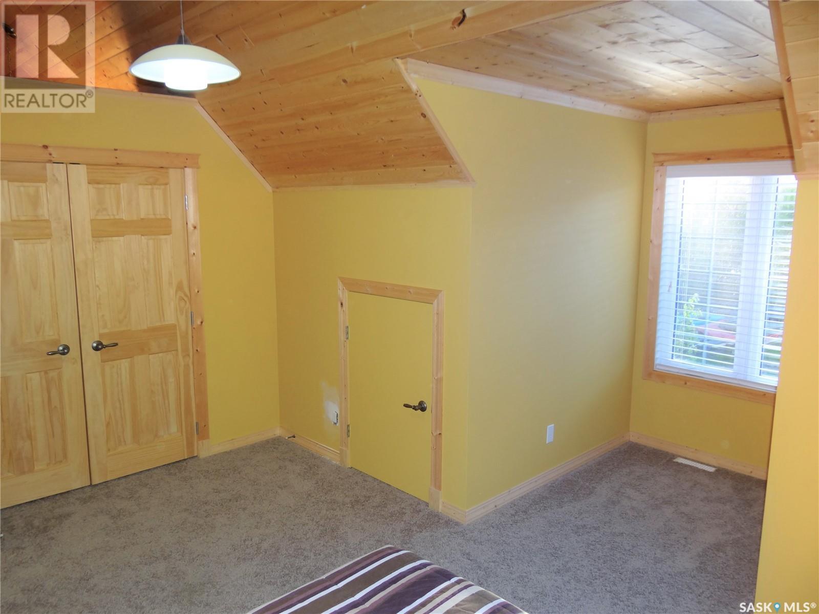 6 Joanette DRIVE