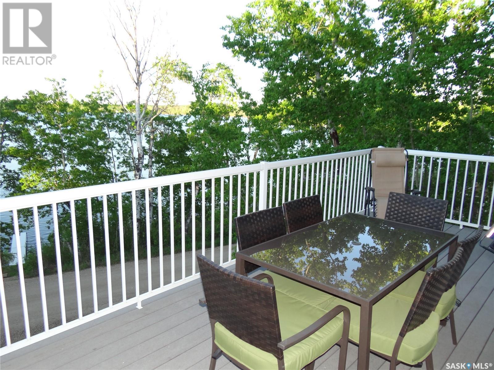 6 Joanette DRIVE