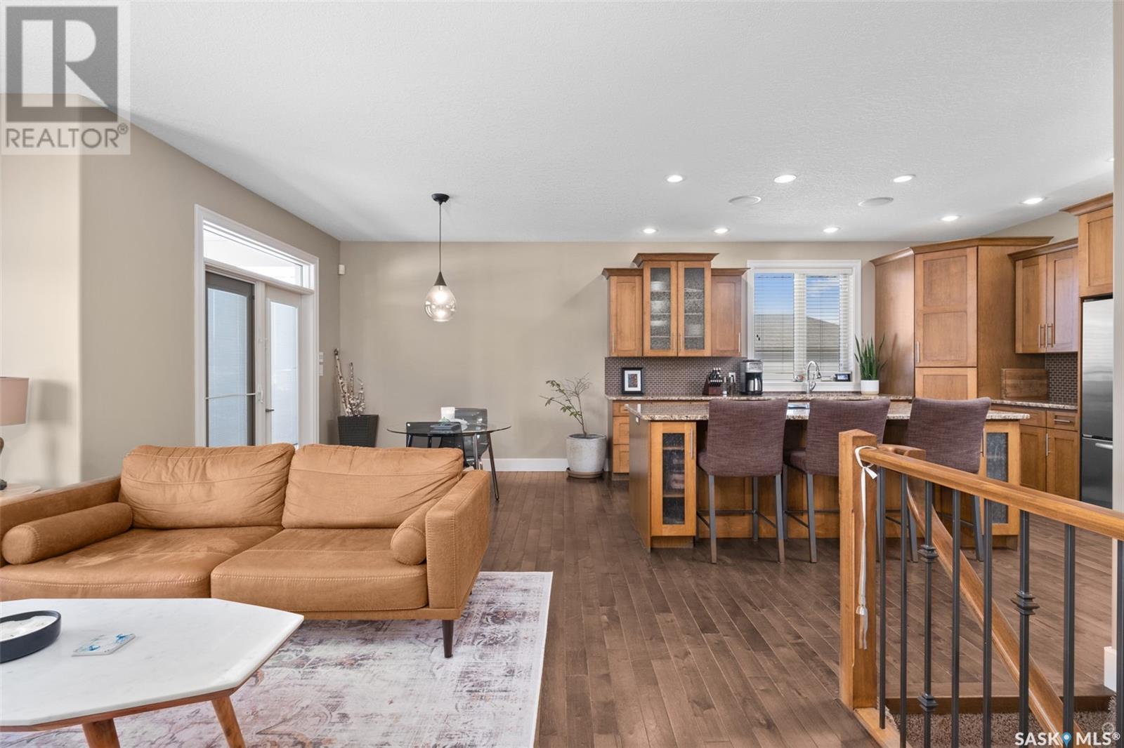 5 Gurney CRESCENT