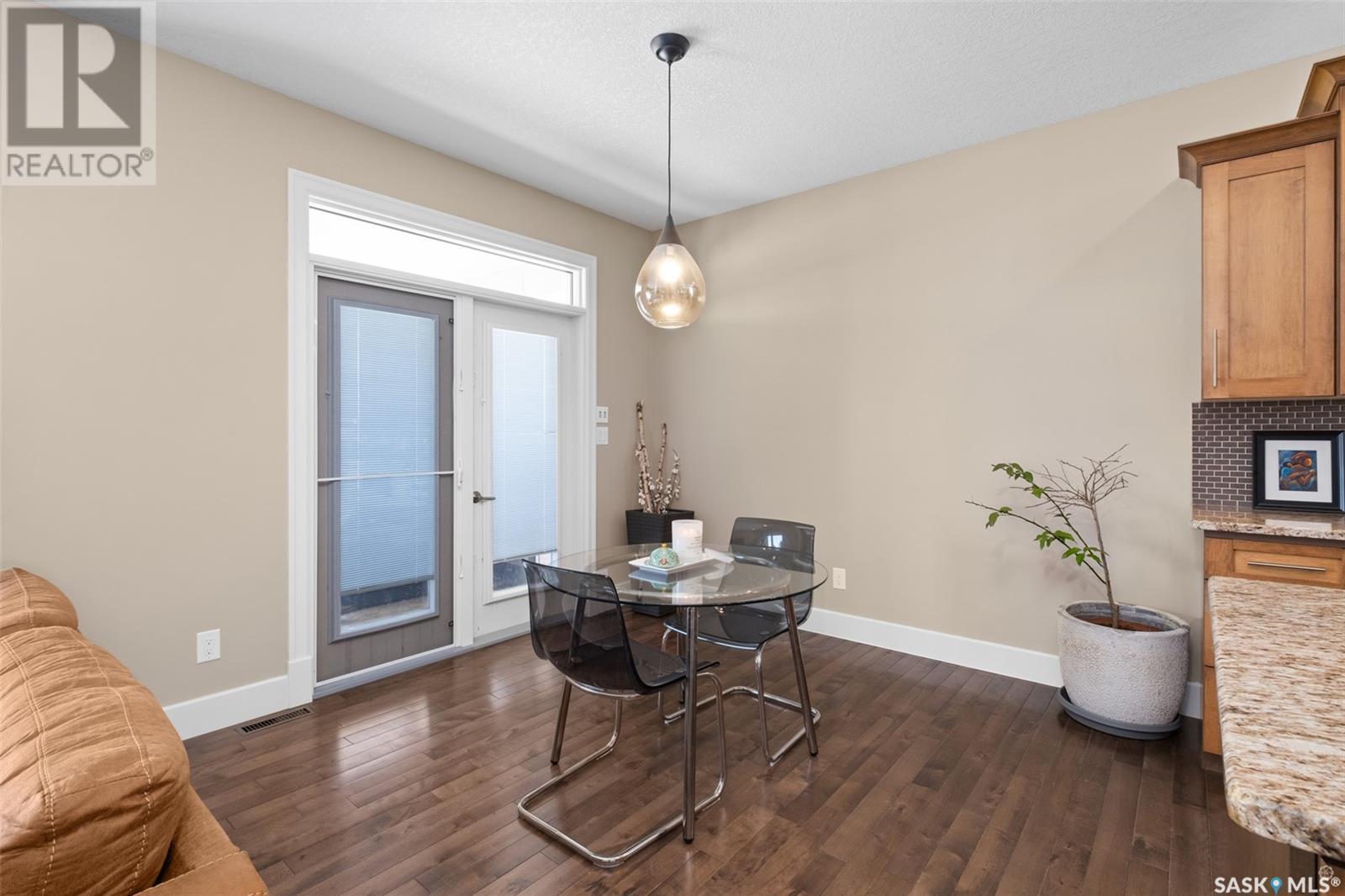 5 Gurney CRESCENT