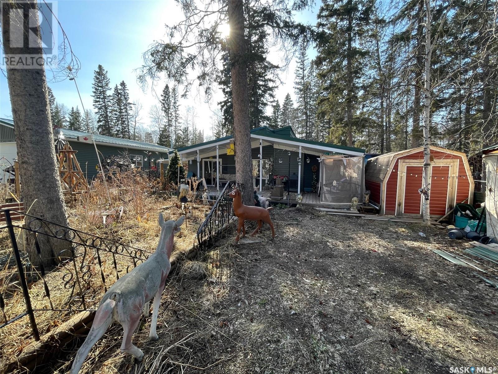 218 Kaldor AVENUE