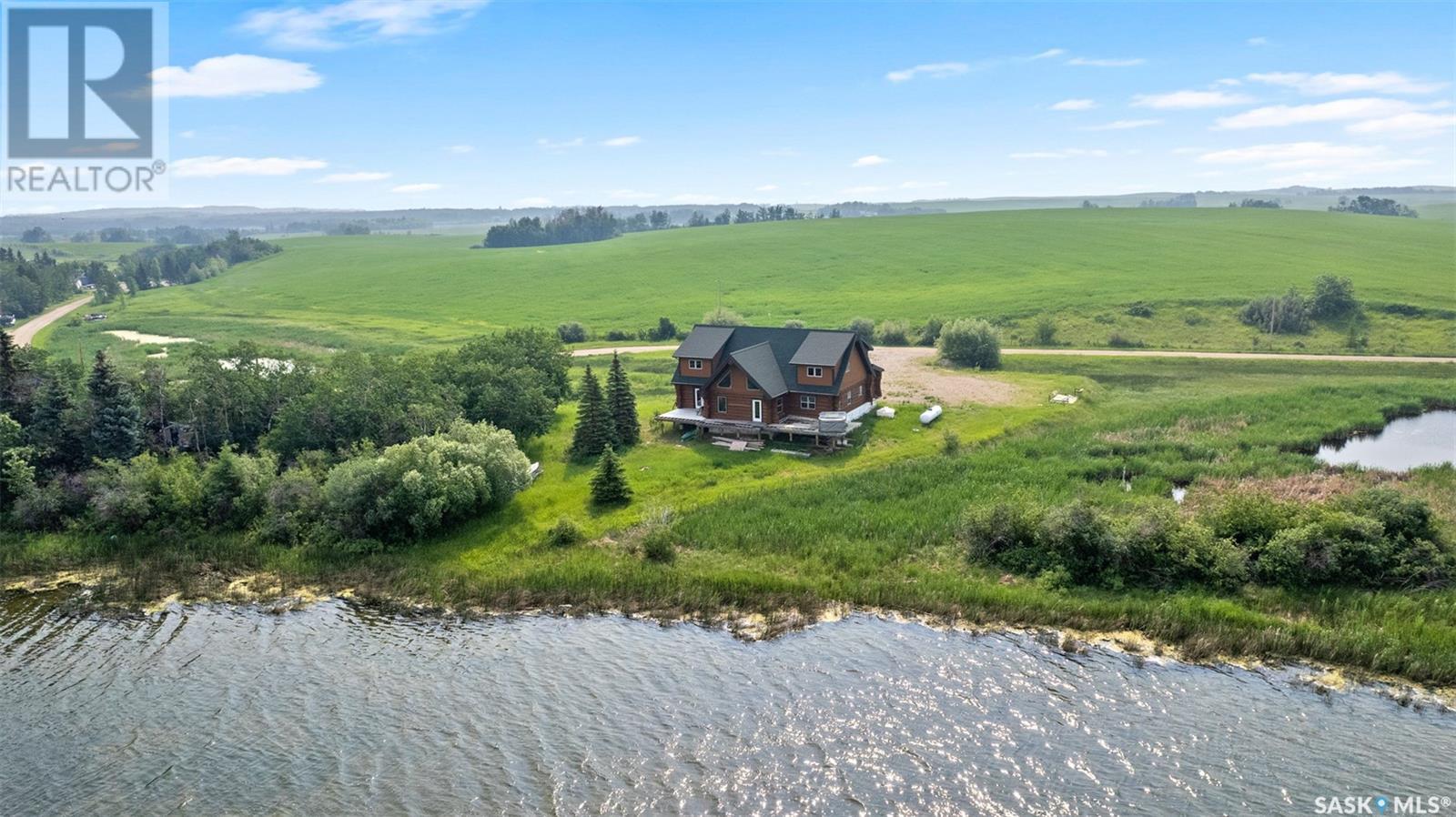 Waterfront Paradise Log Home