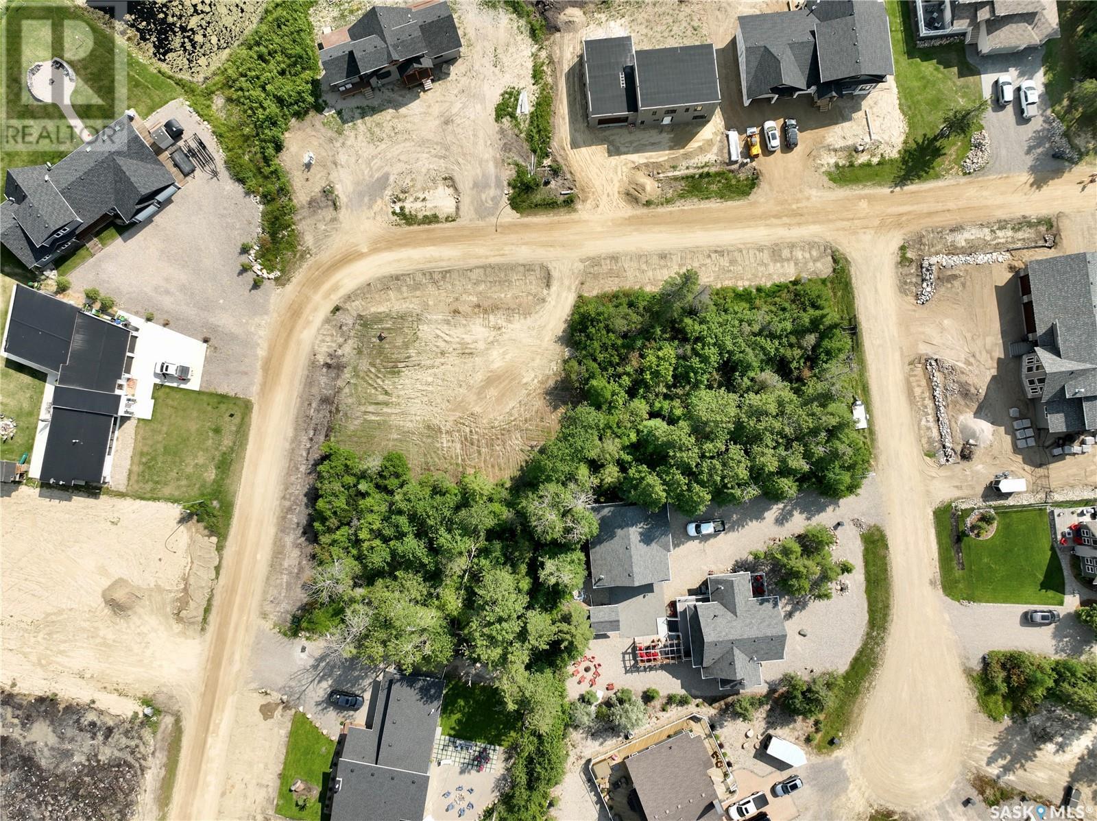 16 Eagle CRESCENT