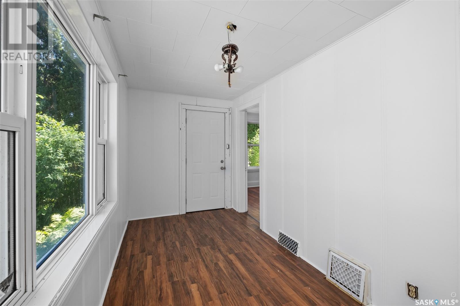 329 19th STREET W