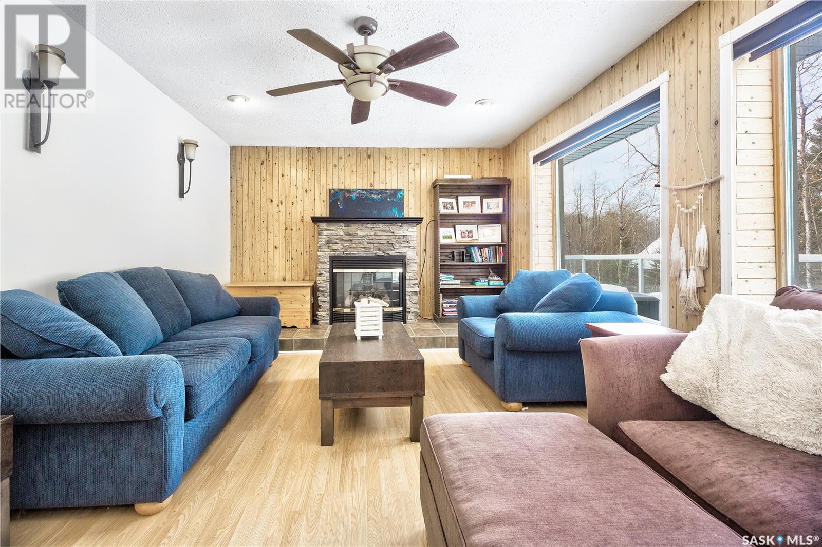 123 Burberry ROAD