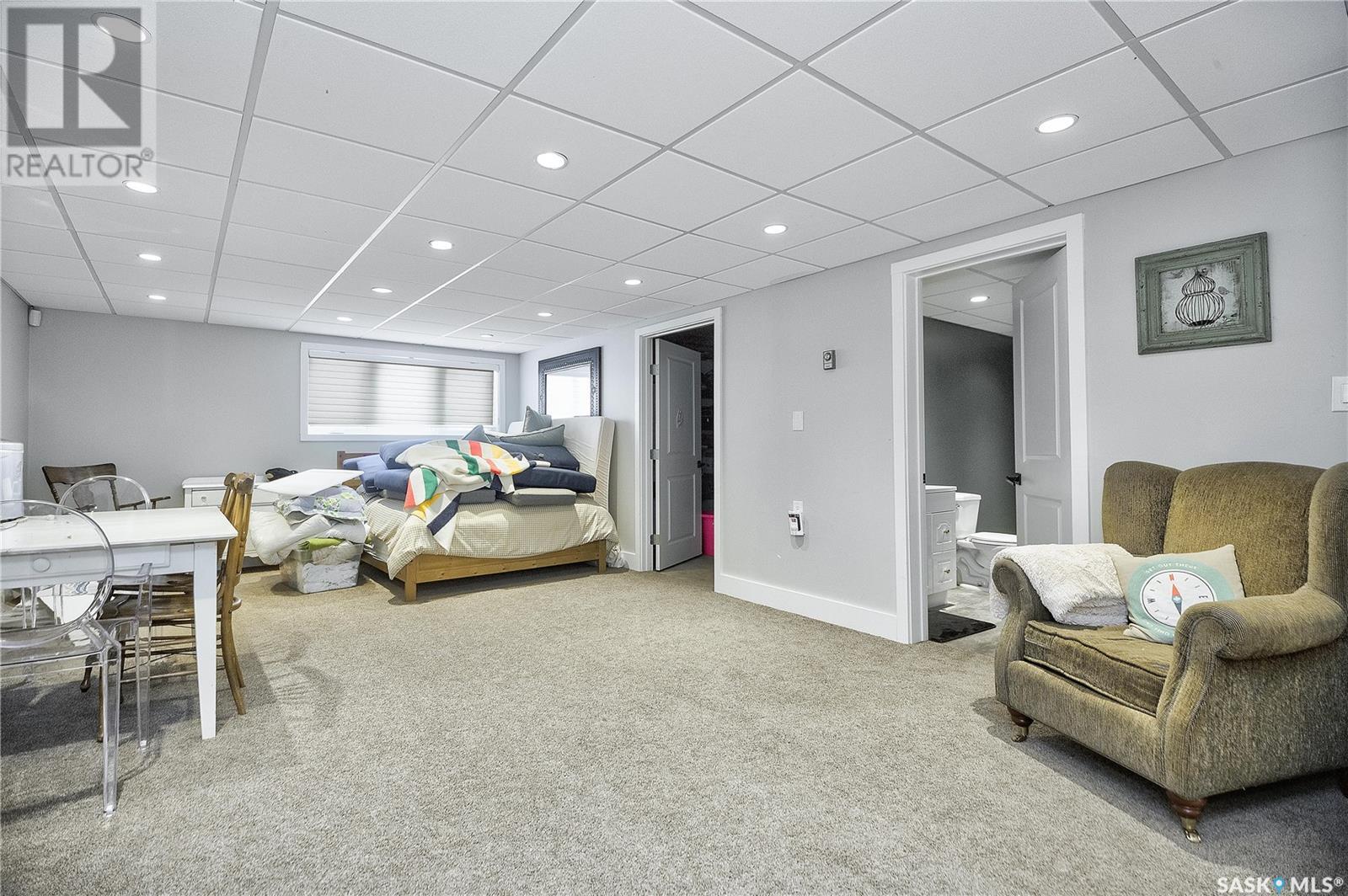 123 Burberry ROAD