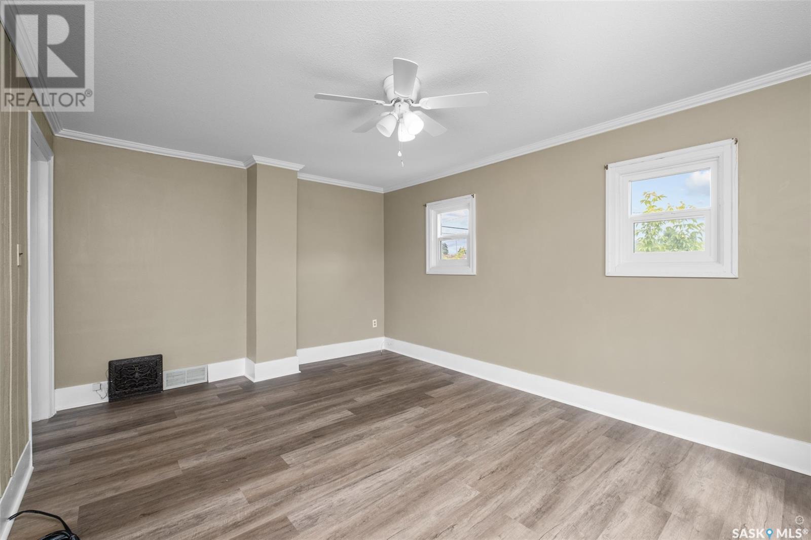 100 3rd AVENUE W