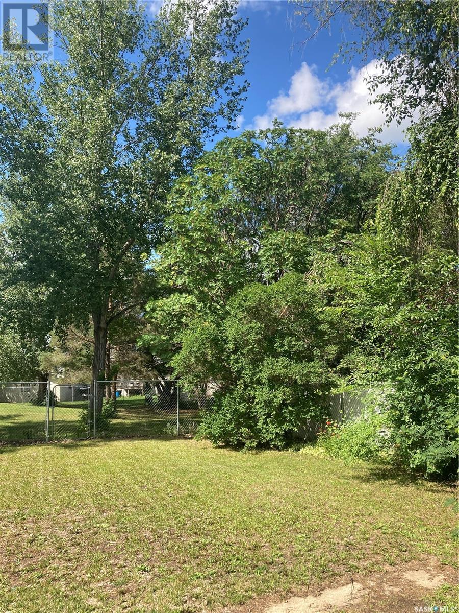 1022 Woodman CRESCENT