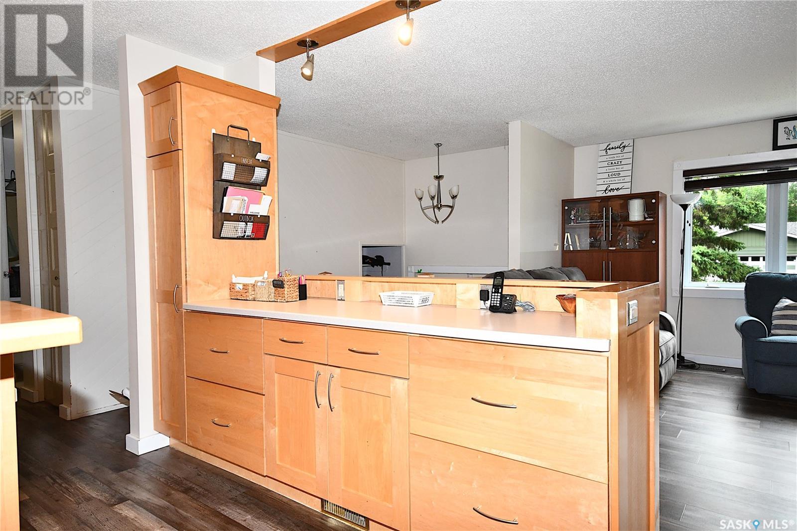 1022 Woodman CRESCENT