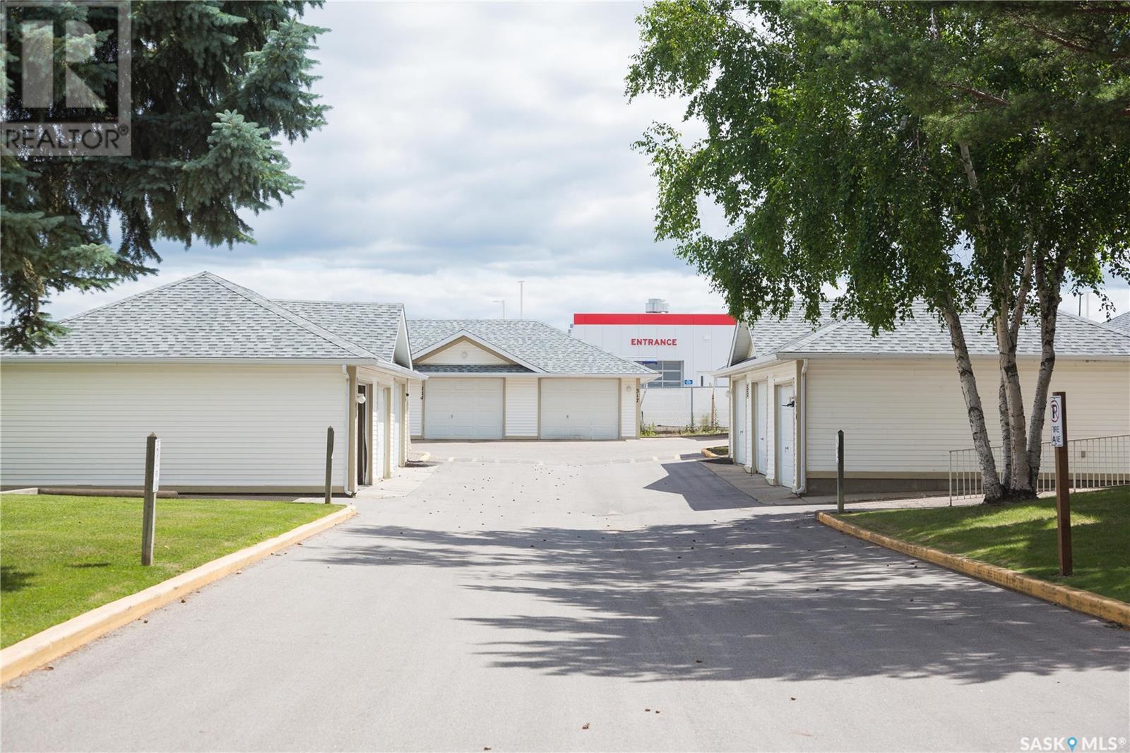 318 305 34th STREET W