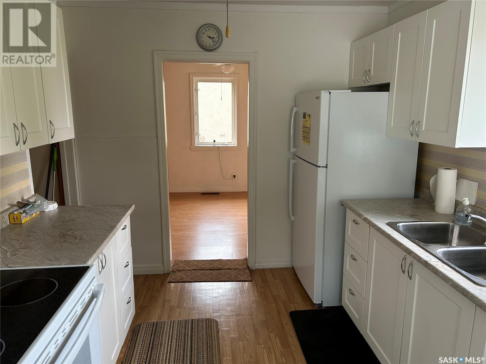 950 17th STREET W