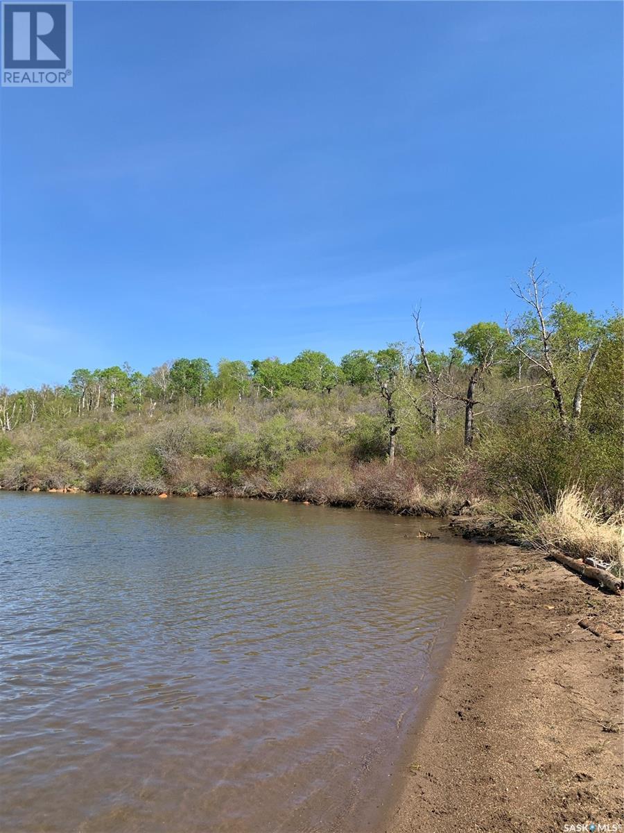 18 Wakonda DRIVE