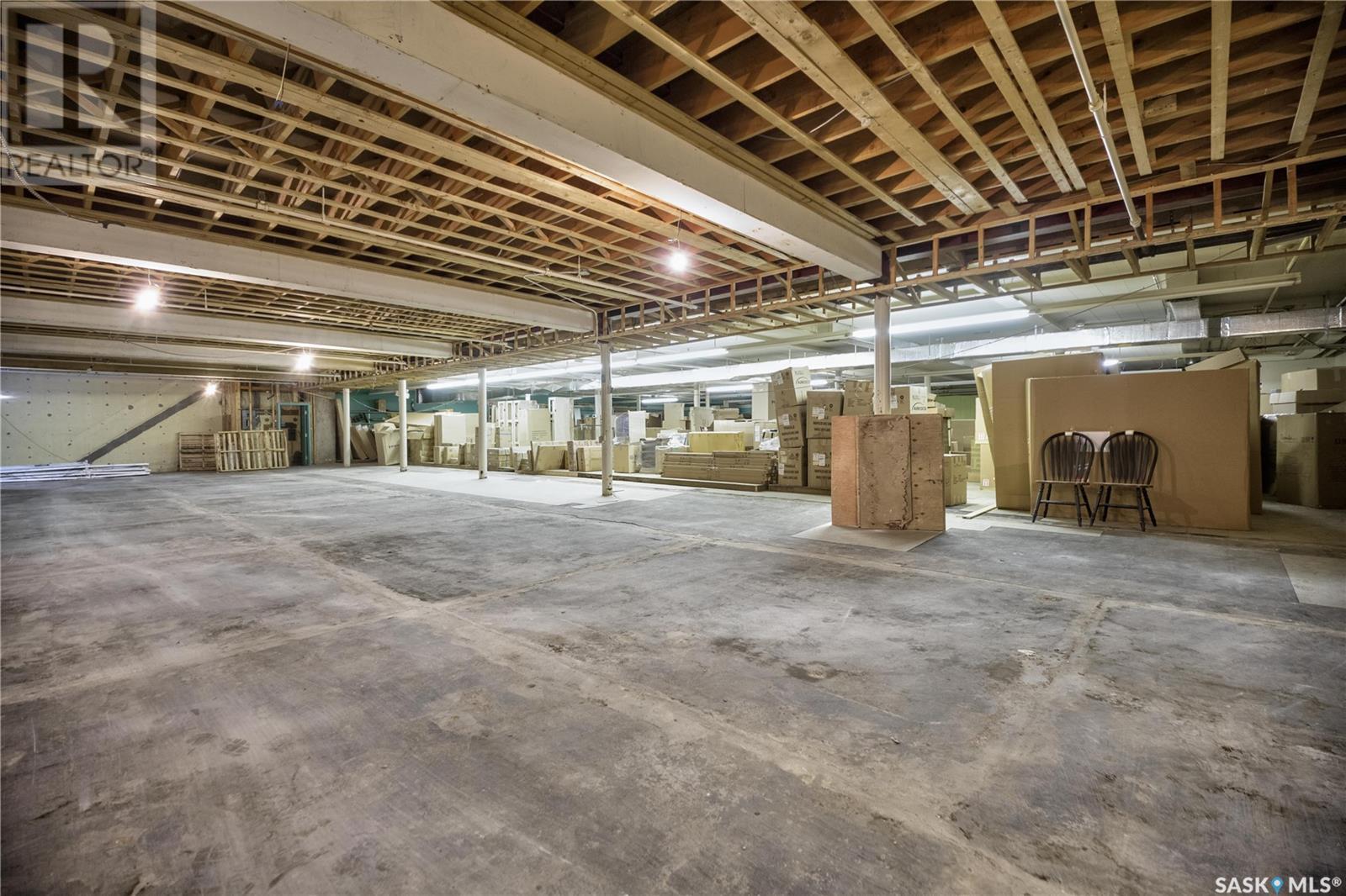 36 13th STREET W
