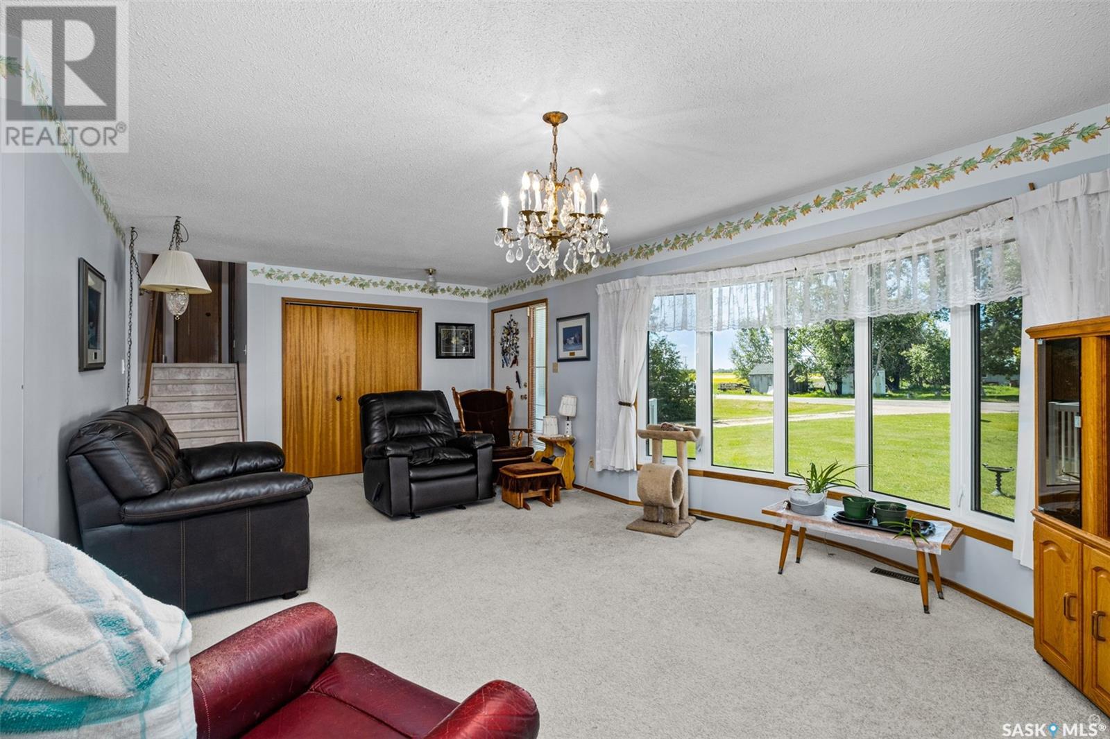Schoettler Acreage Spruce Home