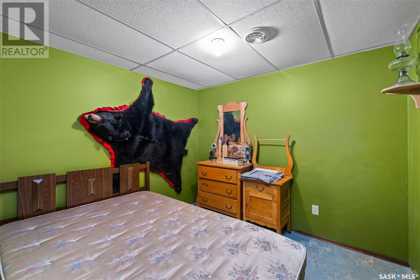 Schoettler Acreage Spruce Home