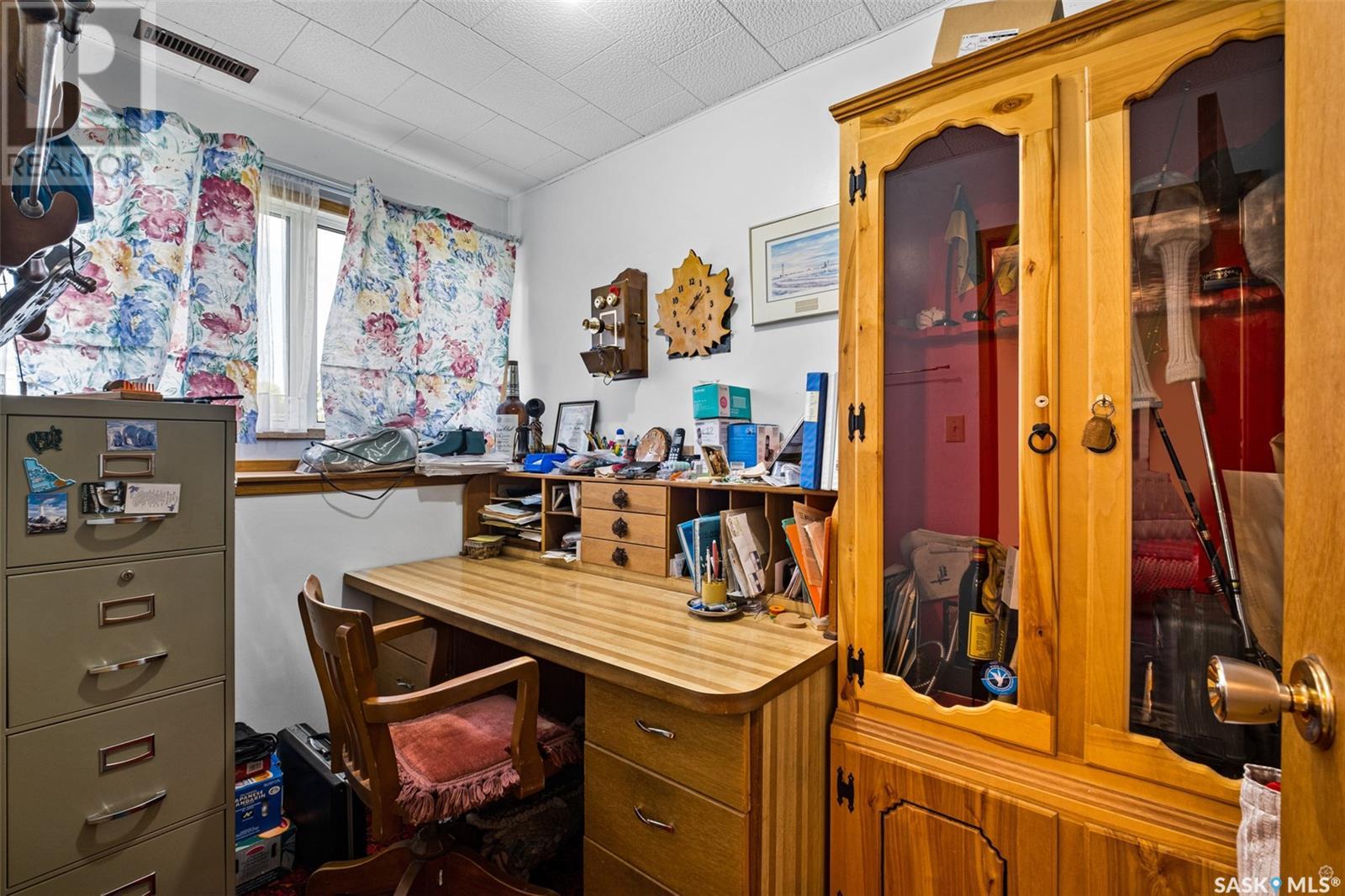 Schoettler Acreage Spruce Home