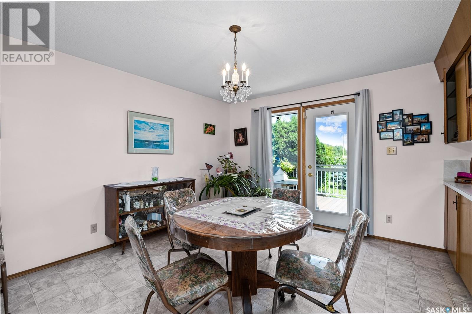 Schoettler Acreage Spruce Home