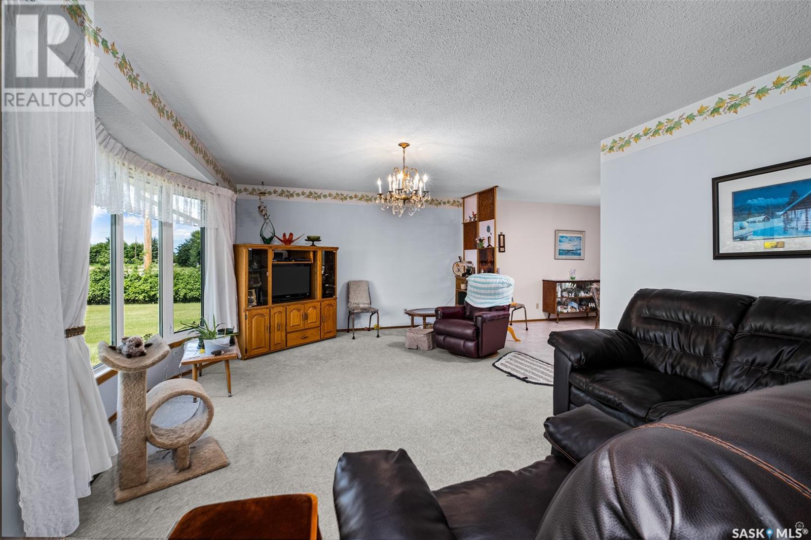 Schoettler Acreage Spruce Home