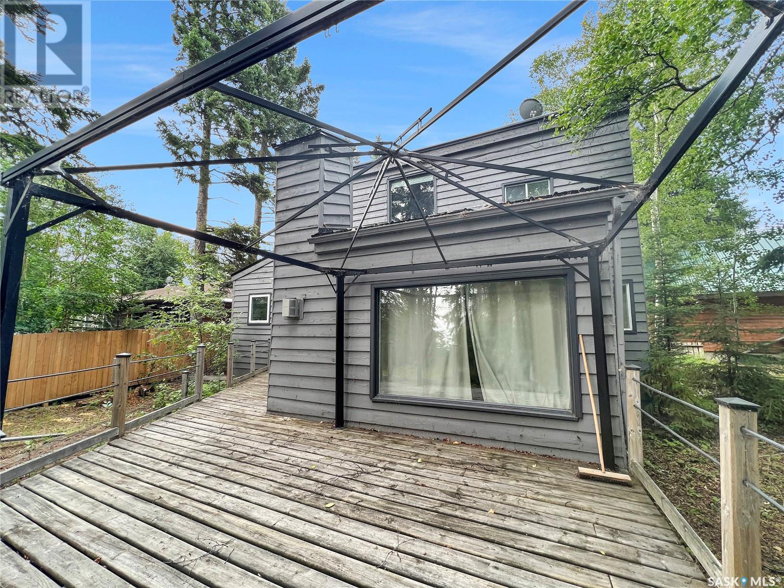 18 Sanderman DRIVE