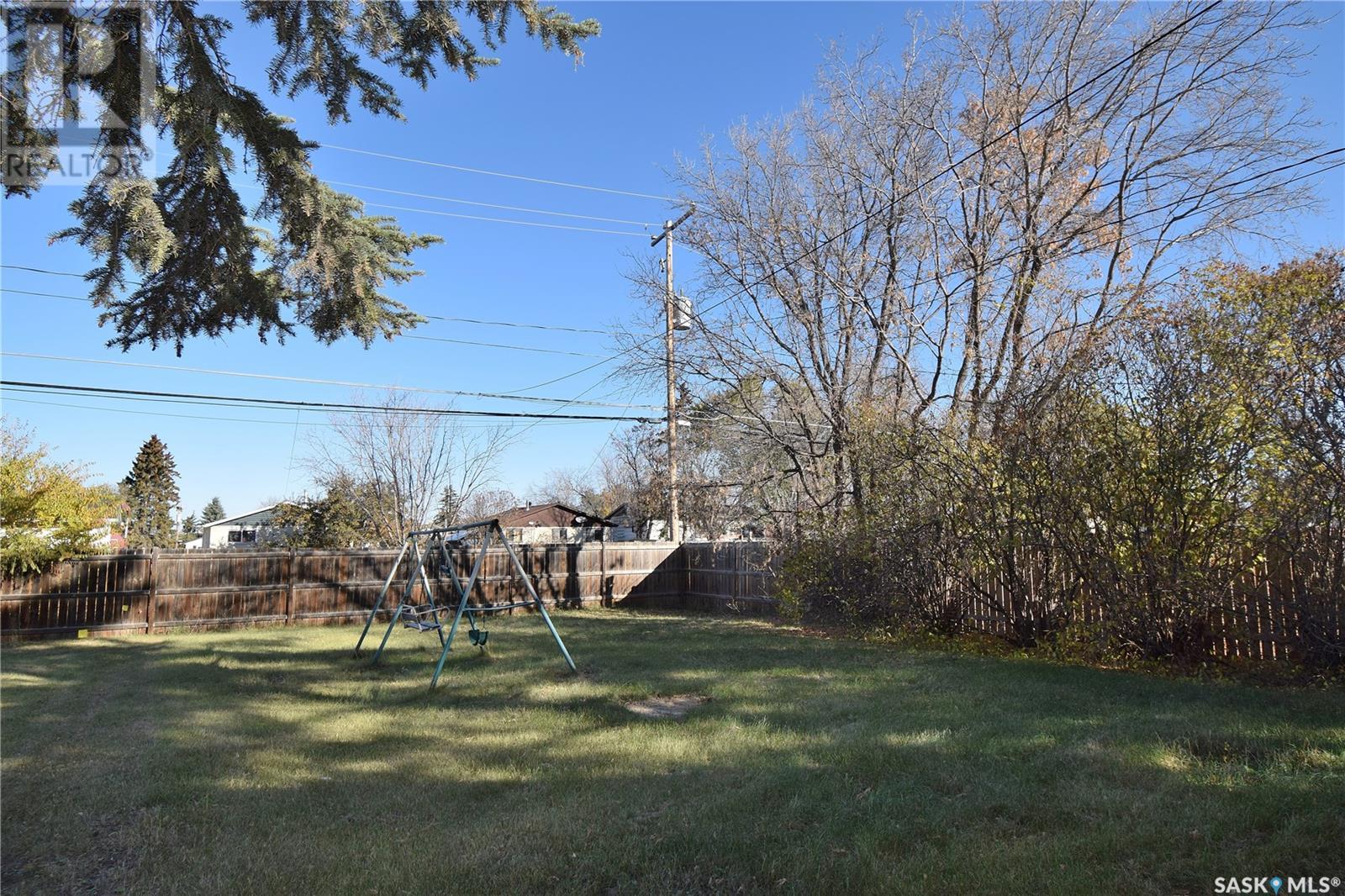 1838 15th STREET W