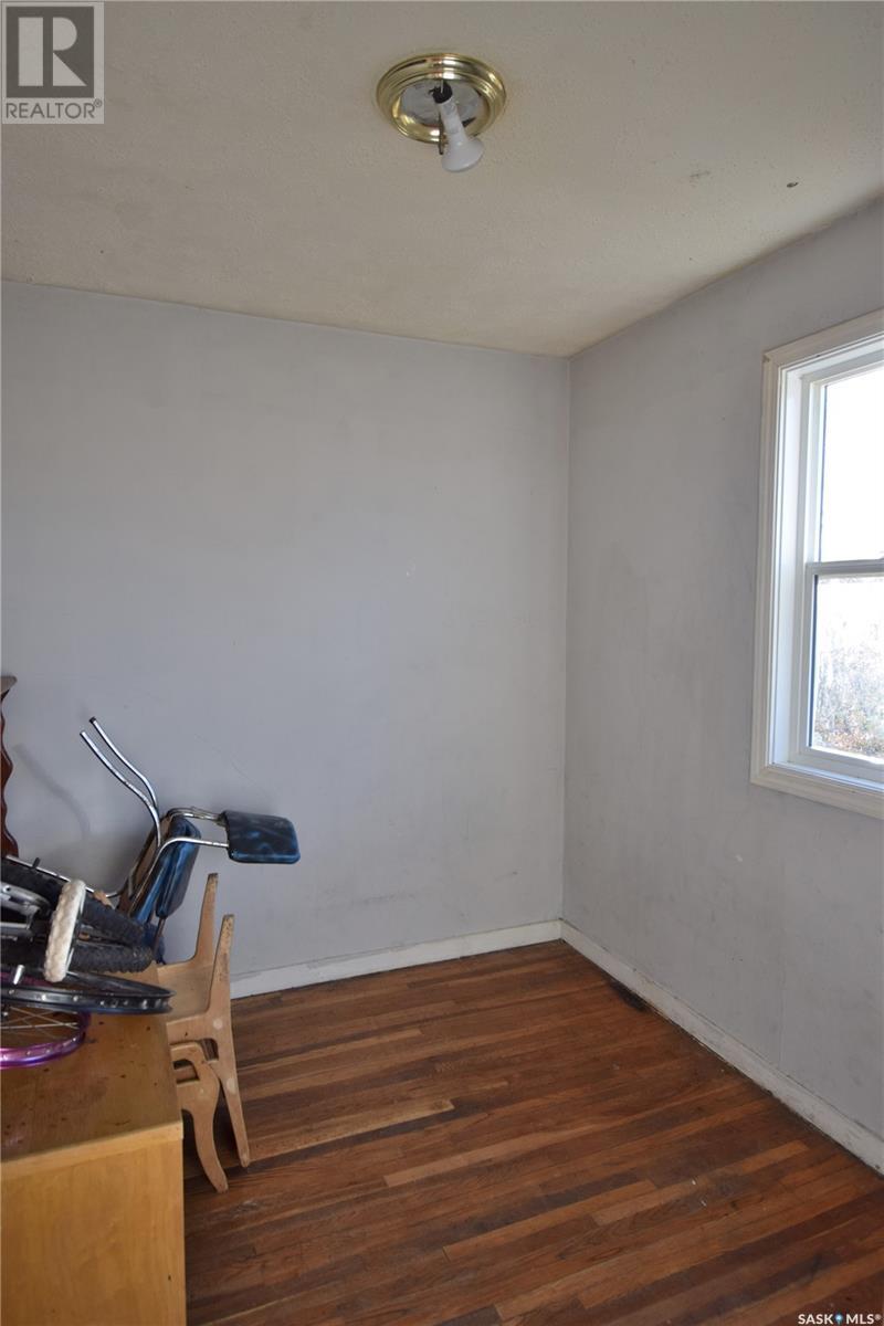 1838 15th STREET W