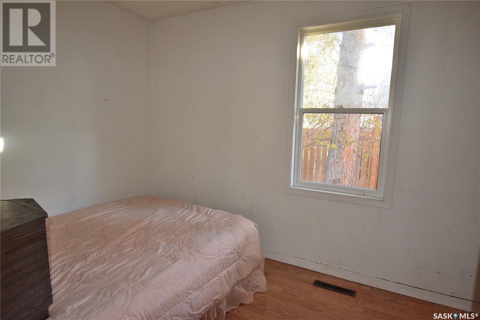1838 15th STREET W