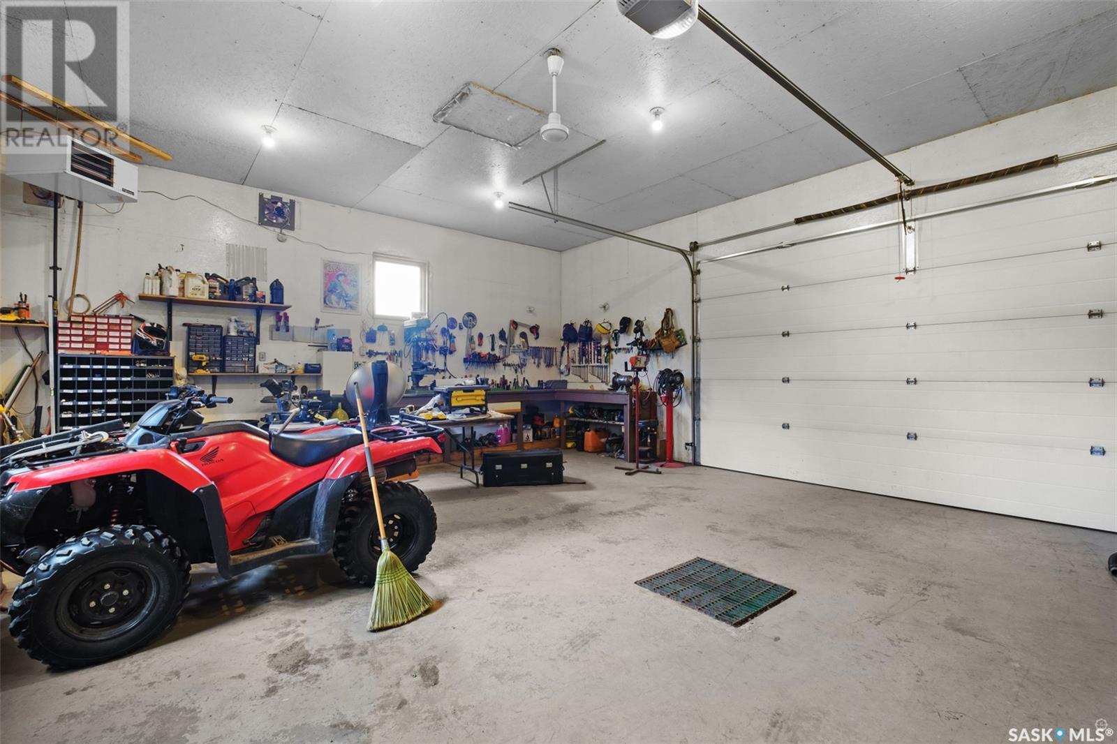 402 Aspen Place