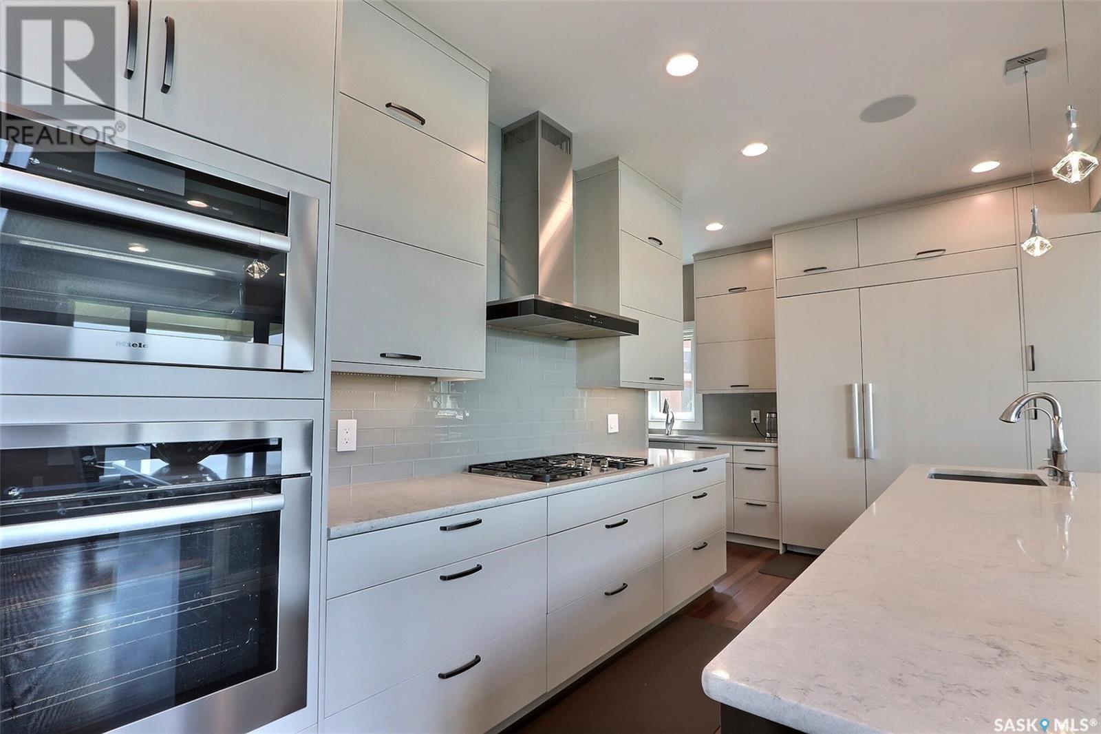 3037 Lakeview DRIVE