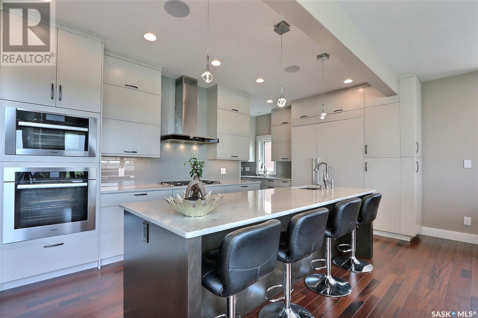 3037 Lakeview DRIVE