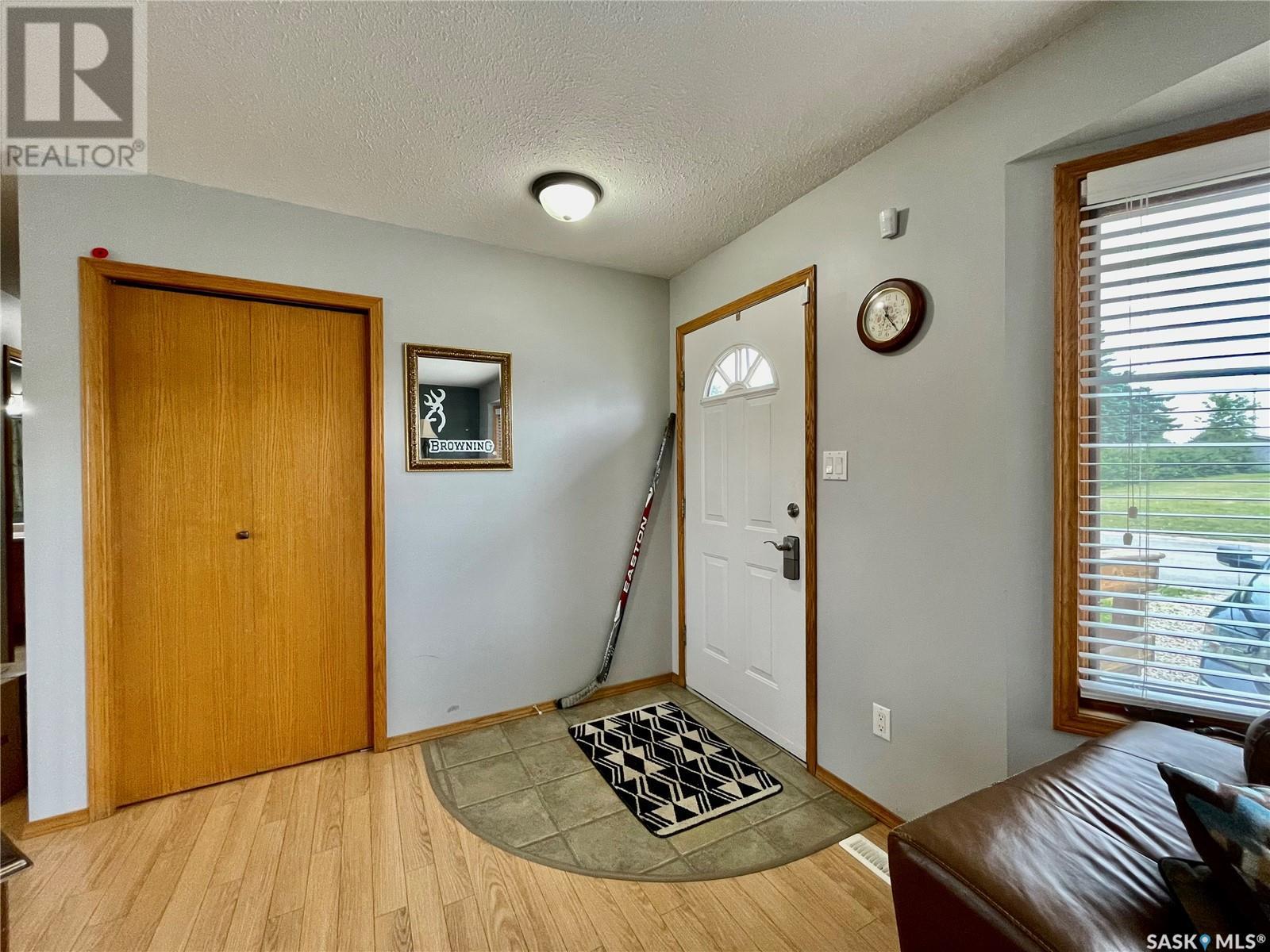 13 Poplar DRIVE
