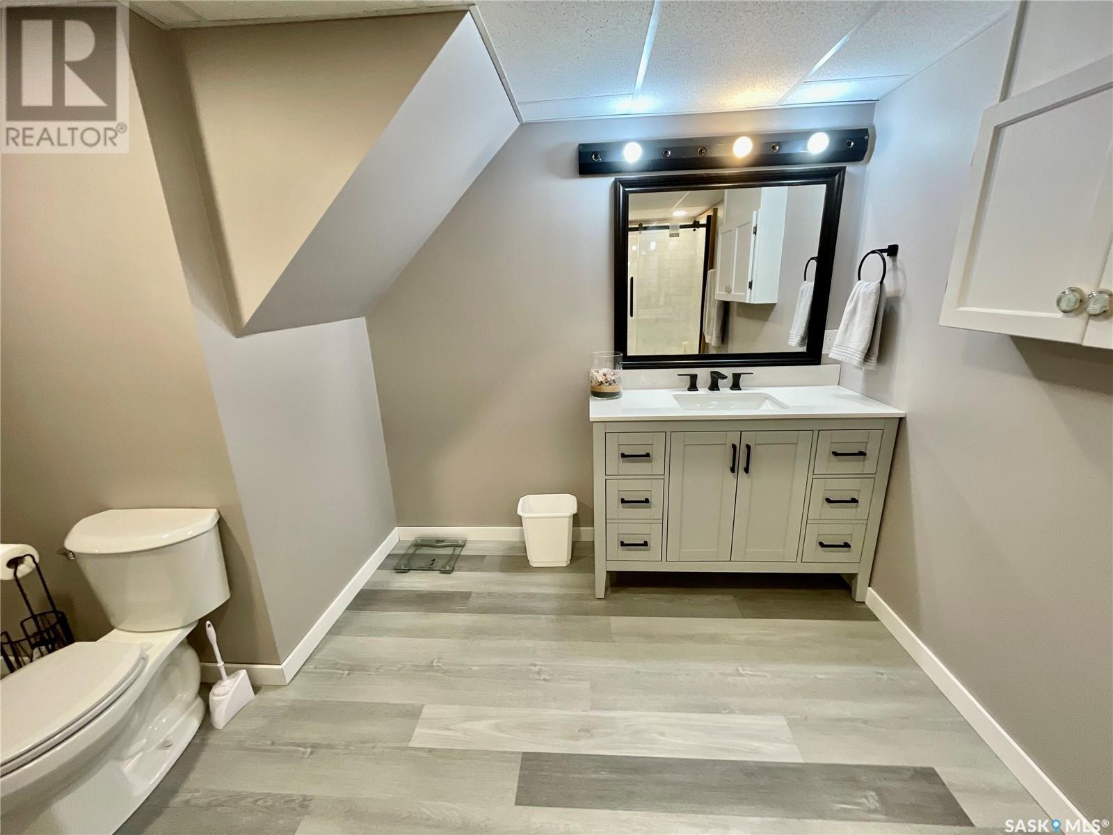13 Poplar DRIVE