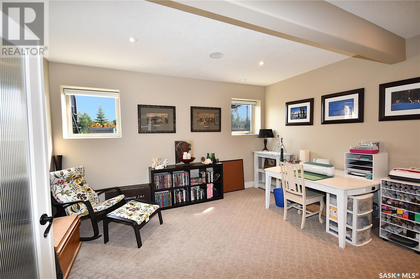 6 Gurney CRESCENT