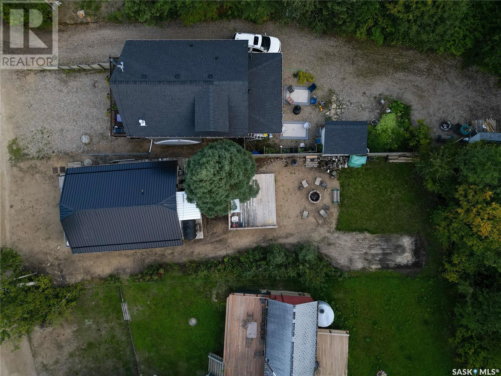 114 Agnes STREET